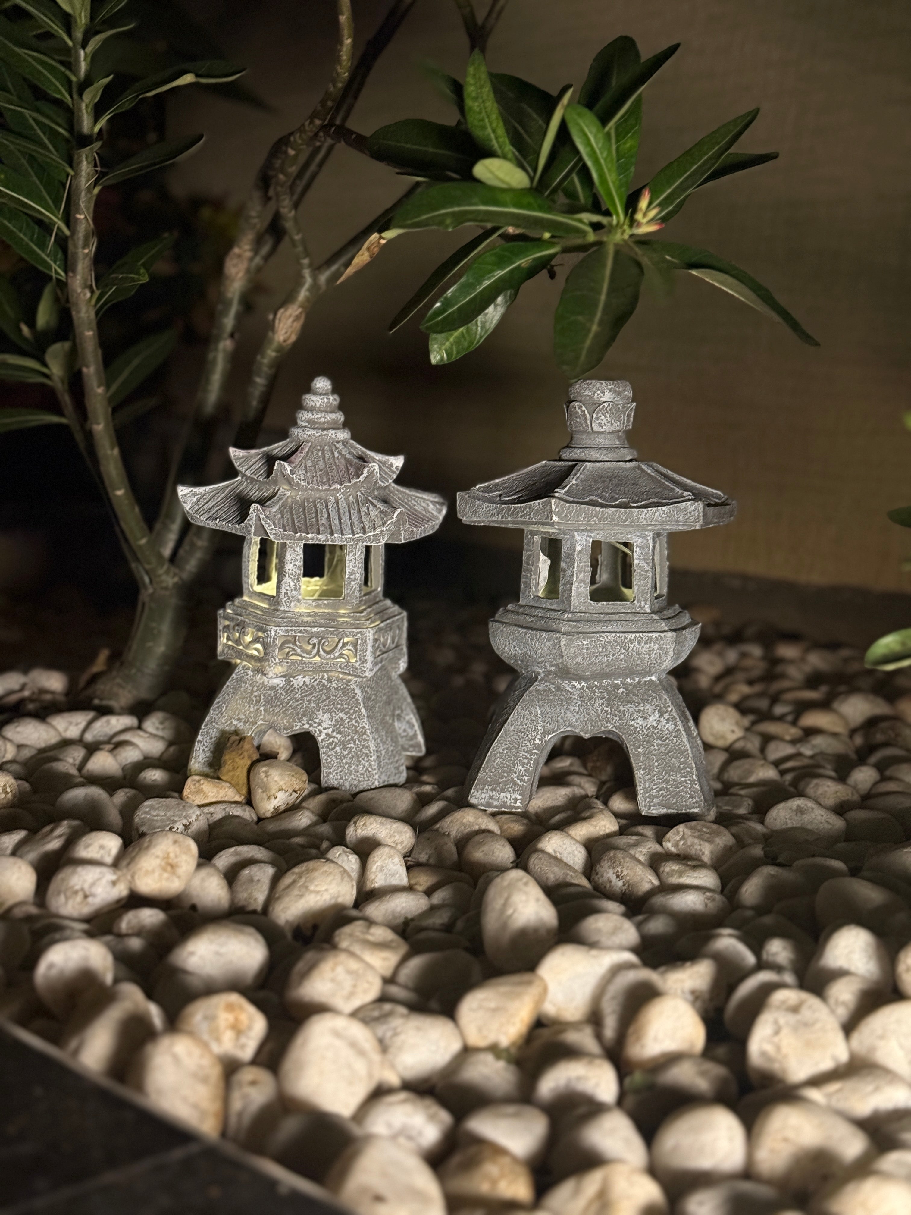 ZenGlow Pagoda Solar Light - SingleTier Roof